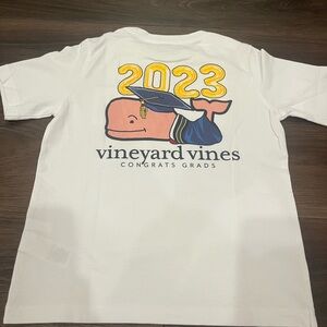 Vineyard Vines Kids White 2023 Graduation Tee- size 6